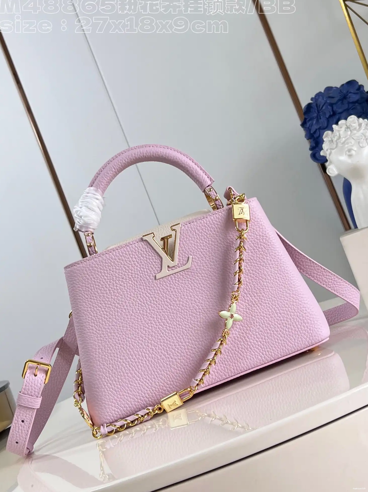 BB-27*18*9CM VUITTON LOUIS CAPUCINES 0427